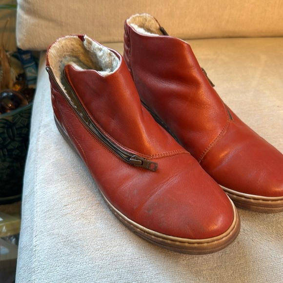 CLOUD Footwear Faith Wool Lined Bootie - Picture 1 of 9